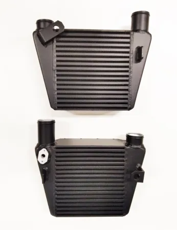 Upgrade Ladeluftkühler SMIC für Audi A4 B7 2.0 TFSI 230x240x90 schwarz